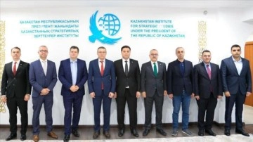 Türk dünyası resmi düşünce kuruluşları Astana'da toplandı
