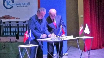 Türk Eğitim Derneği ile Uşak Kanyon Koleji arasında akreditasyon sözleşmesi imzalandı
