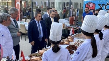 Türk Mutfağı Haftası'nda depremzede ailelere Kırşehir'in lezzetleri tattırıldı
