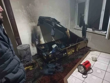 Türkeli’de ev yangını