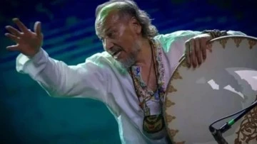 Türkiye'nin ünlü ritim sanatçısı sahnede kalp krizi geçirerek hayatını kaybetti 