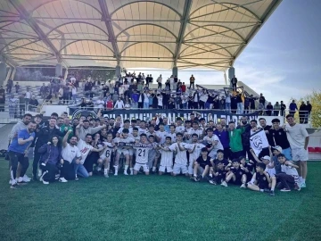 U17 Ligi’nin namağlup şampiyonu Manisa FK oldu
