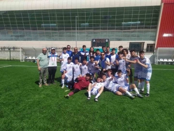 U18 Türkiye Şampiyonası: Kayseri Atletikspor: 3- Samsun Büyükşehir Belediyespor:0
