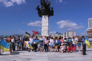 Ukraynalılar, baraj felaketi ile Karadeniz’e dikkat çekti