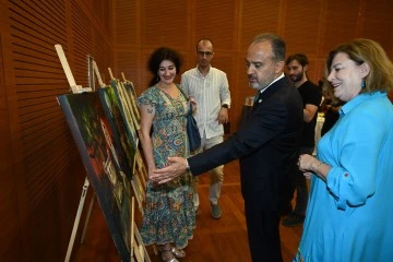 Uluslararası ressamlar Bursa'yı tuvallerine taşıdı 
