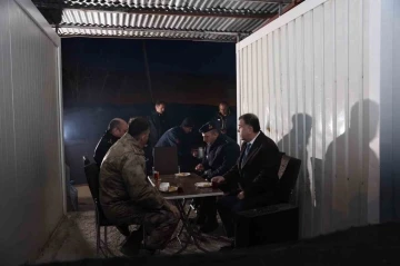 Vali Eldivan jandarma ekiplerinin iftar sofrasına konuk oldu

