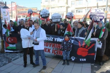 Van’daki hekimlerden sessiz protesto

