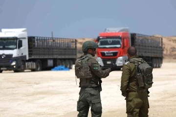 Yahudi yerleşimciler Erez Sınır Kapısı’nda insani yardım konvoyuna saldırdı
