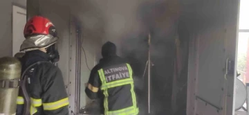 Yalova Altınova’da soğuk hava deposunda yangın