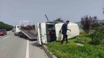 Bursa-Yalova karayolunda kaza: 2 yaralı