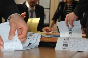 Yalova’da oy sayımı başladı
