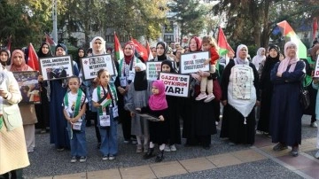 Yalova'da kadınlardan Filistin'e destek için oturma eylemi