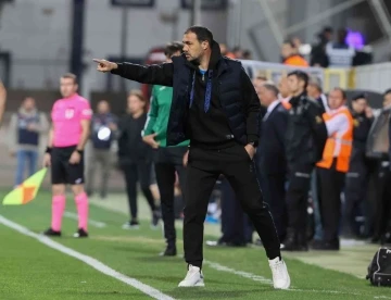 Yeni Malatyaspor Teknik Direktörü Hasan Özer istifa etti
