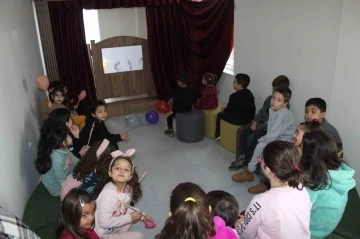 Yenifakılı’da depremzede çocuklara özel etkinlik düzenlendi
