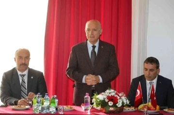 Yenimahalle Belediye Başkanı Yaşar mermerci esnafıyla buluştu
