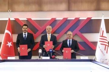 YÖK, YTB ve Türkiye Maarif Vakfı arasında eğitimde iş birliği protokolü imzalandı
