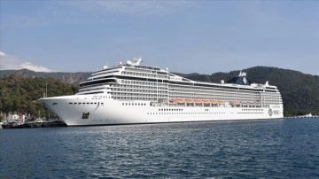Yolcu gemisi MSC Musica, rotasını Marmaris'e çevirdi 