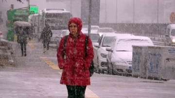 Yozgat’ta kar yağışı etkili oldu
