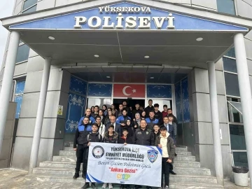 Yüksekovalı 40 öğrenci Ankara gezisine gönderildi
