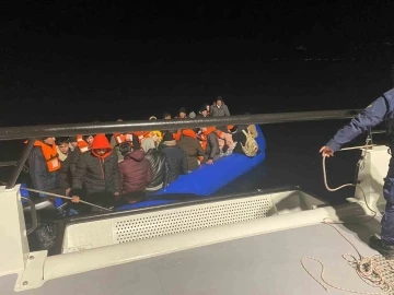 Yunan unsurlarınca ölüme terk edilen 82 göçmen kurtarıldı
