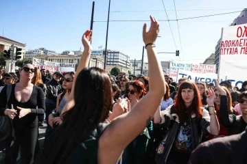 Yunanistan’da &quot;özel üniversite&quot; protestoları sürüyor