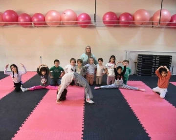 Yunusemreli çocuklar spora ilk adımı cimnastikle atıyor
