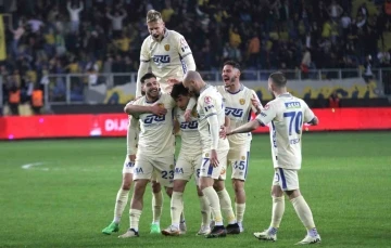 Ziraat Türkiye Kupası: MKE Ankaragücü : 1 - Fenerbahçe : 0 (Maç devam ediyor)
