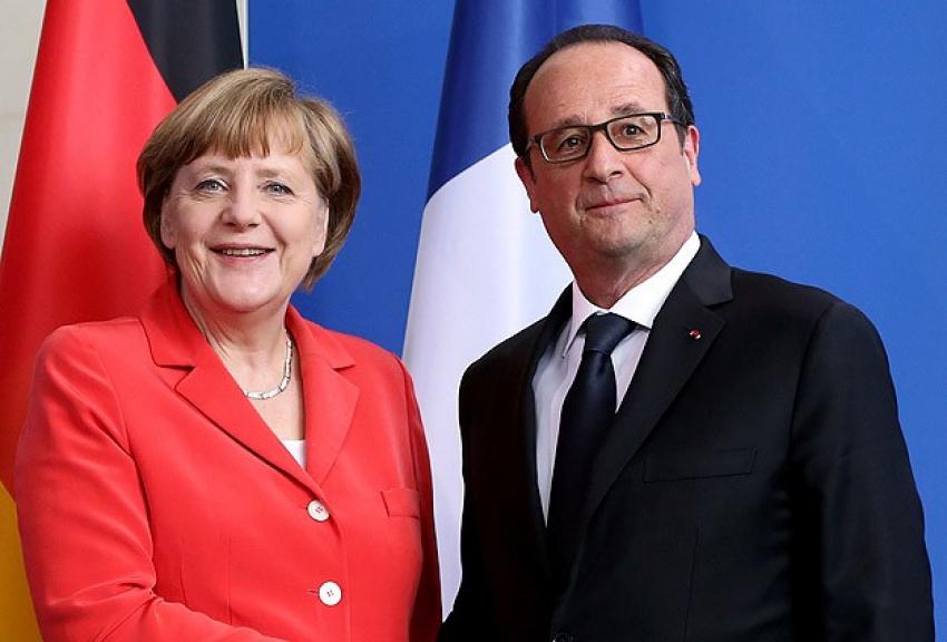 Hollande ile Merkel referandumu değerlendirecek