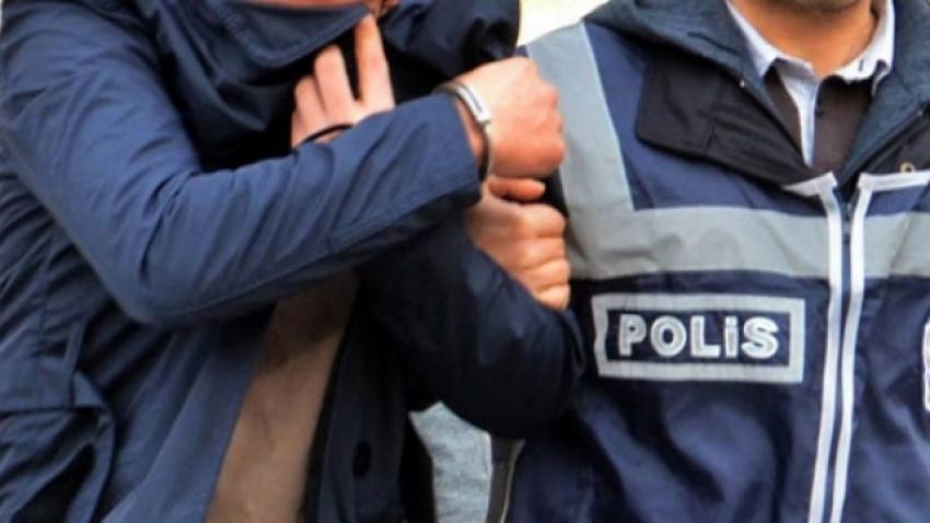 Bursa'da uyuşturucu tacirlerine suçüstü