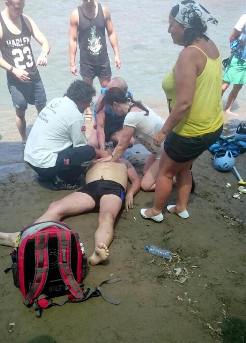 Raftingde fenalaşan Rus turist öldü